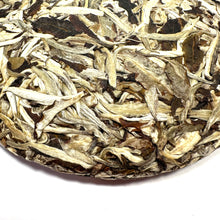 Load image into Gallery viewer, Organic 2023 Moon Beauty White