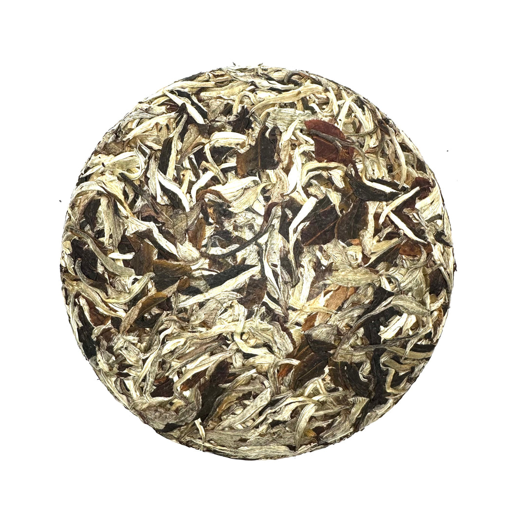 Loose leaf chinese moon beauty white tea